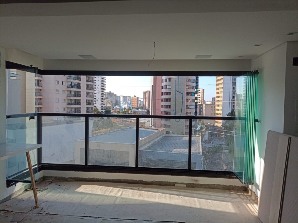Envidraçamento de Sacada 1 Imagem2 Envidraçamento de Sacada - Sacada Segura