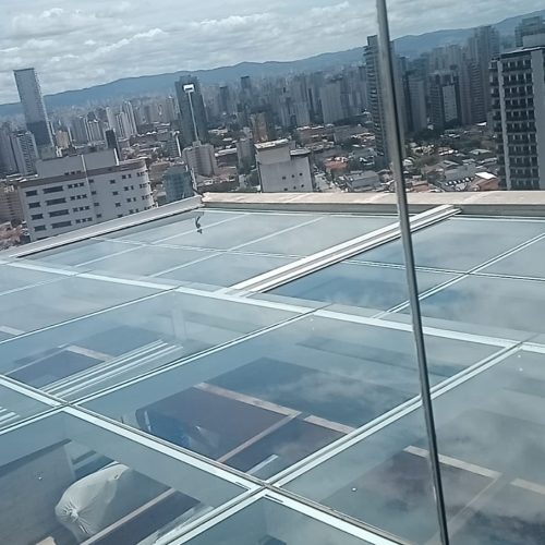 Imagem3 Portfolio Cobertura de Vidro - Sacada Segura