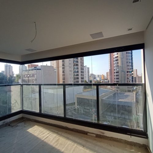 Imagem5 Portfolio Envidraçamento de Sacada - Sacada Segura